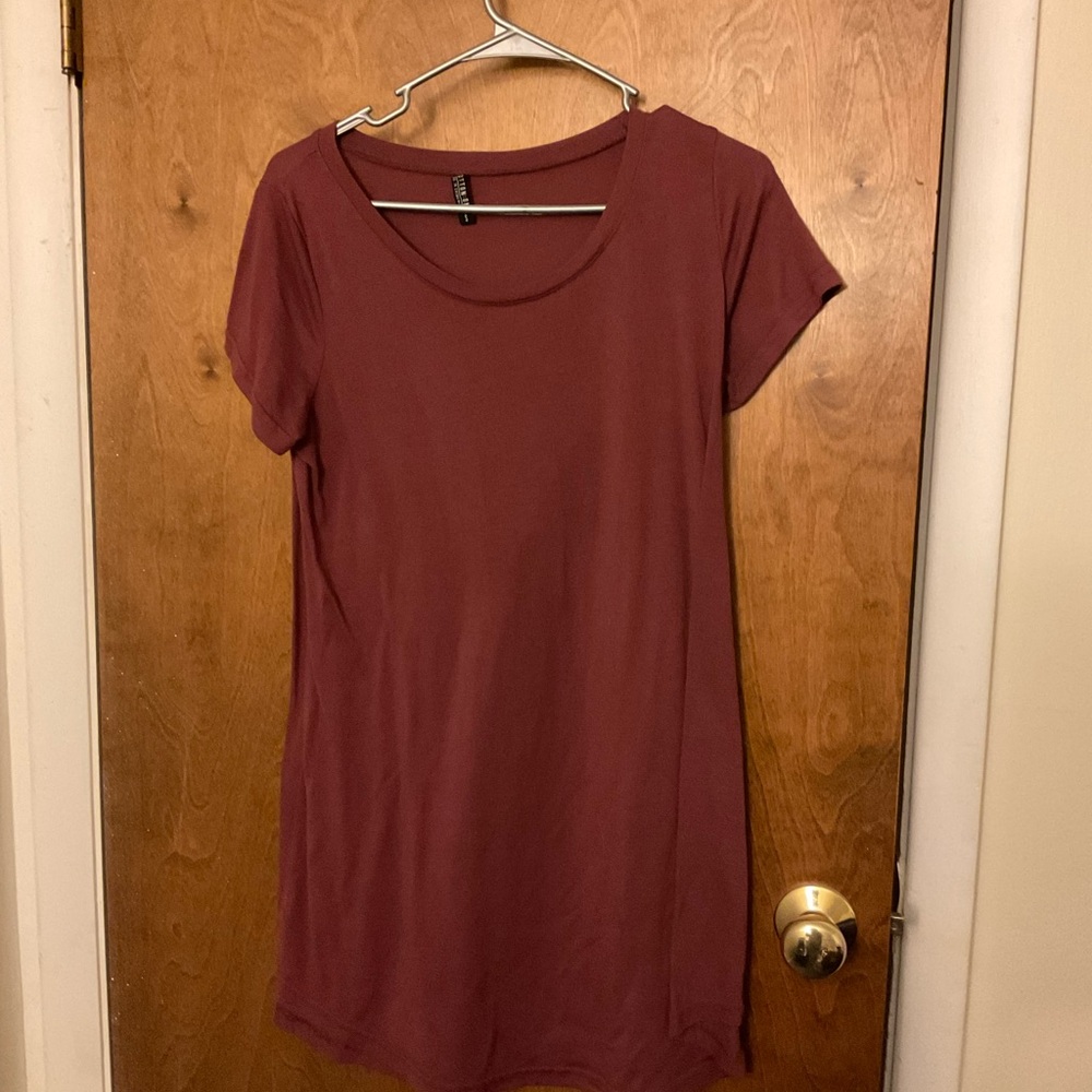 Burgundy Short Sleeve Dress